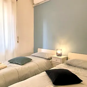 Lazy Time , Roma Italia